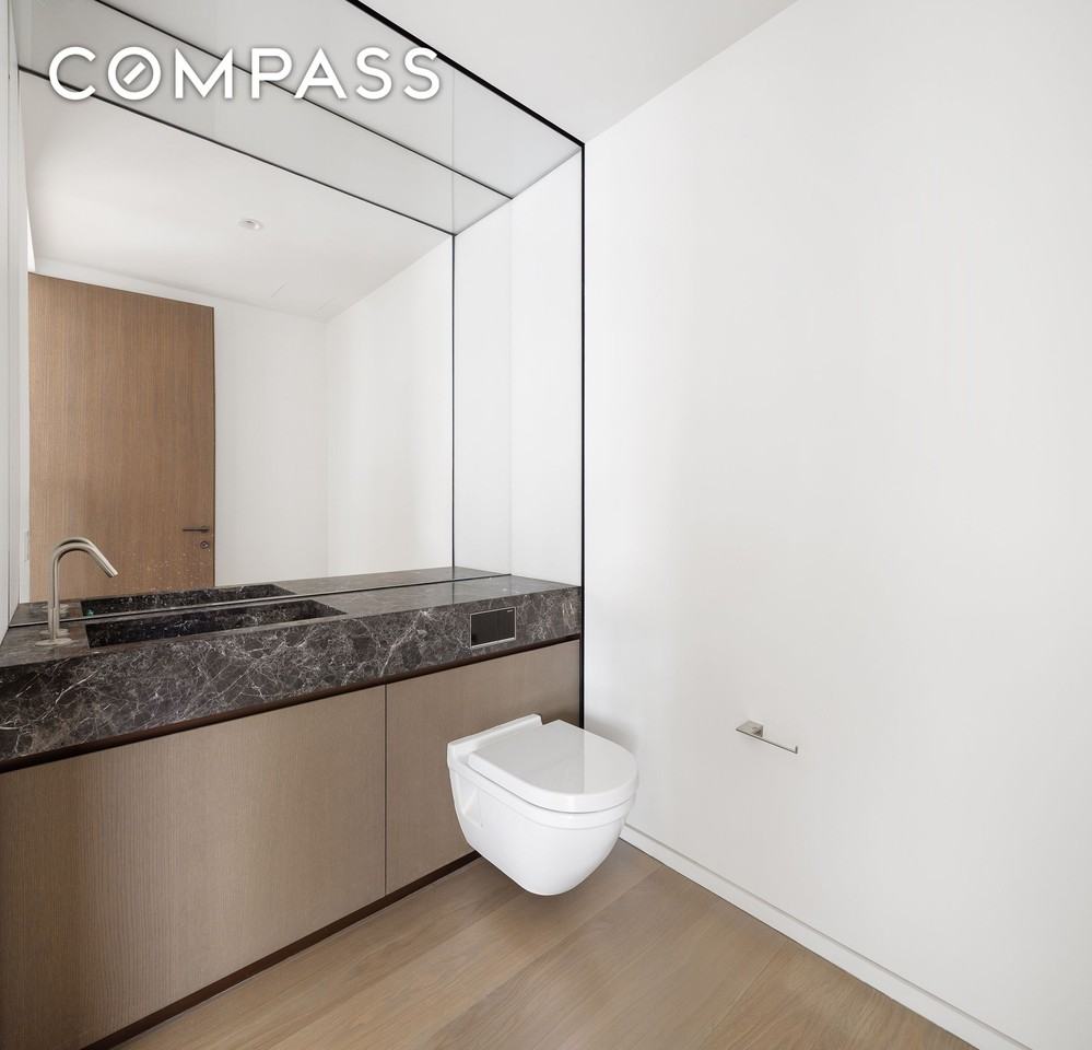 100 E 53rd St #46B - Photo 5 of 6