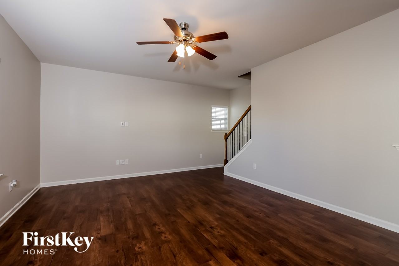 1509 Stark Spring St - Photo 2 of 15
