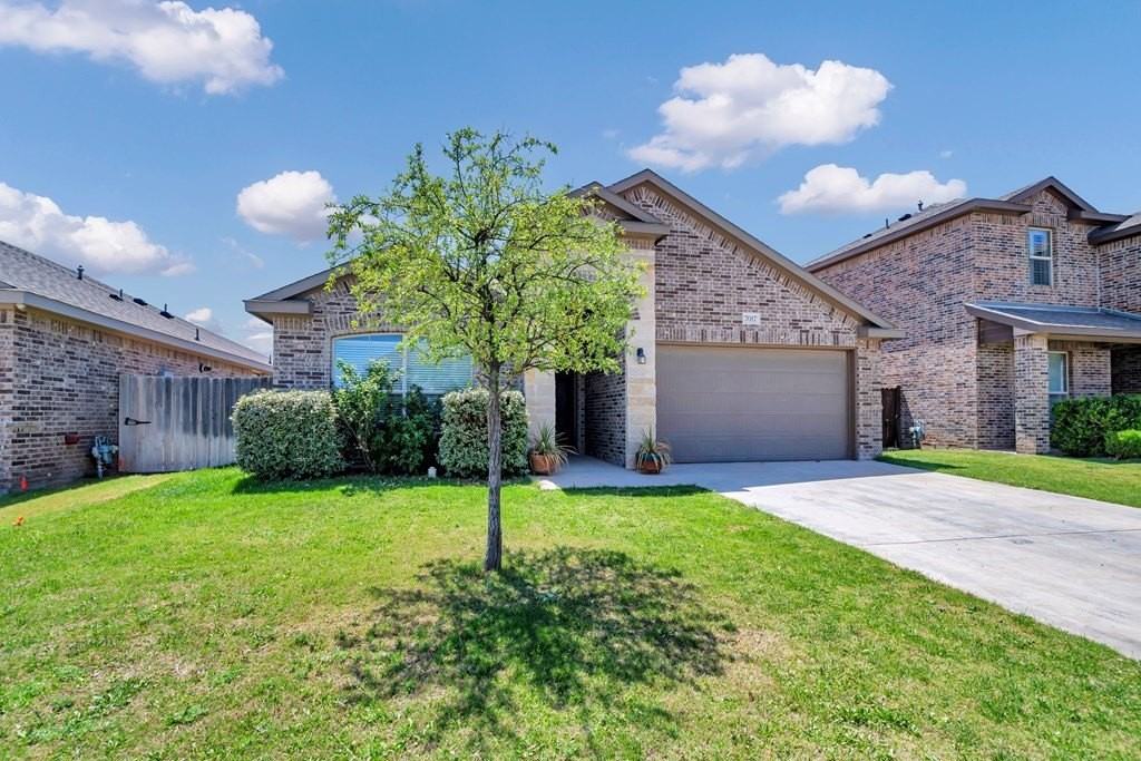 7017 Kate Reed Dr - Photo 2 of 38