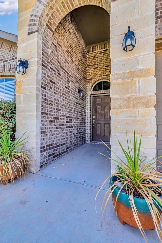 7017 Kate Reed Dr - Photo 3 of 38