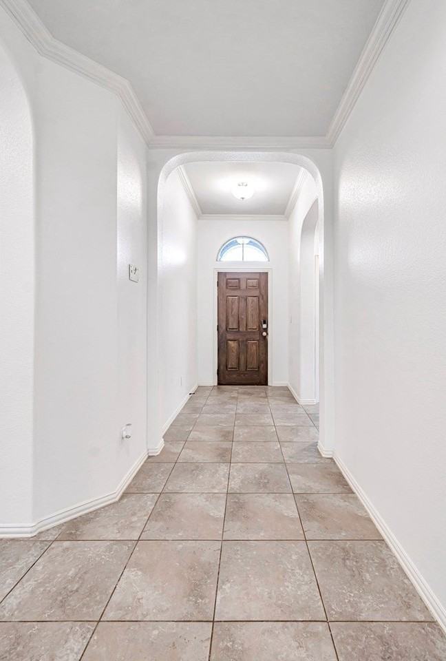 7017 Kate Reed Dr - Photo 4 of 38