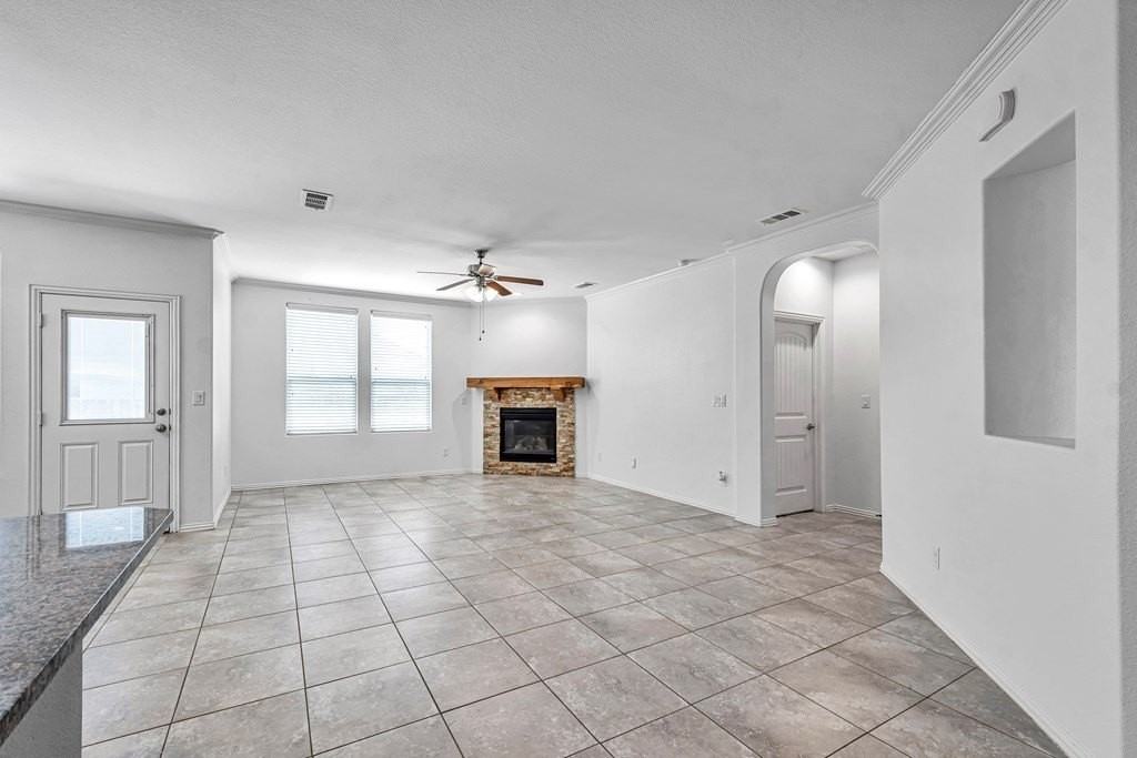 7017 Kate Reed Dr - Photo 5 of 38