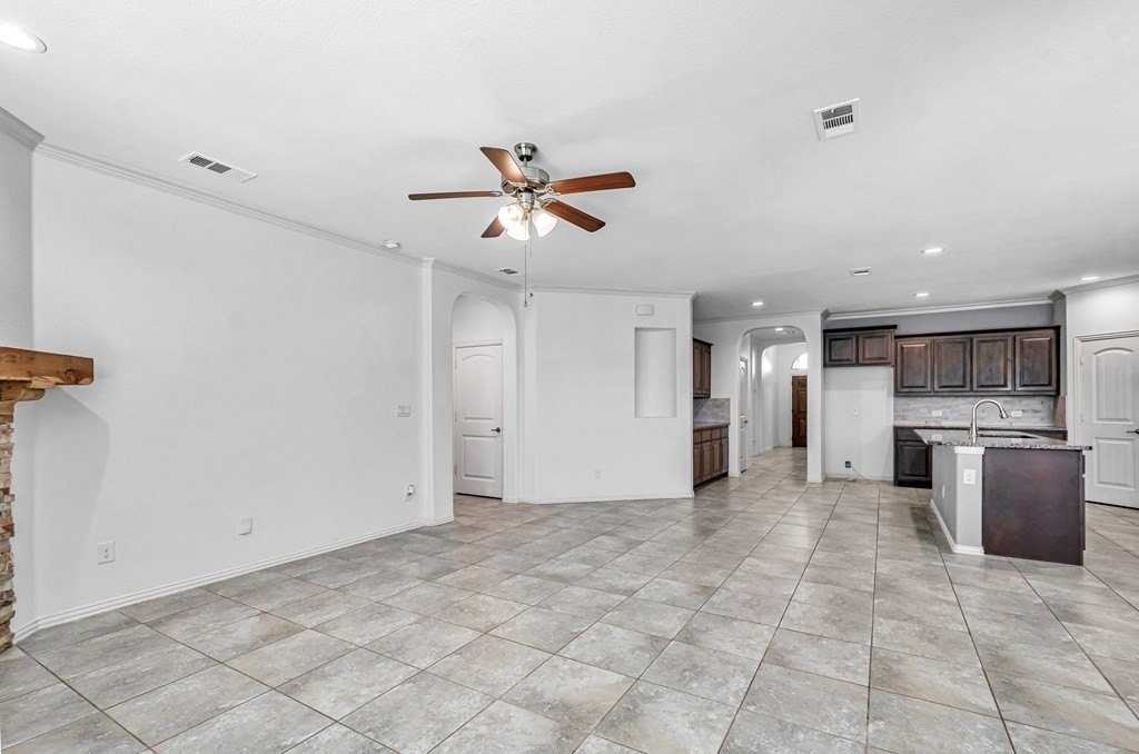 7017 Kate Reed Dr - Photo 6 of 38