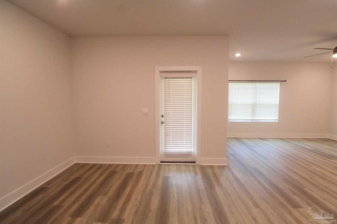 3111 Silver Maple Dr - Photo 3 of 26