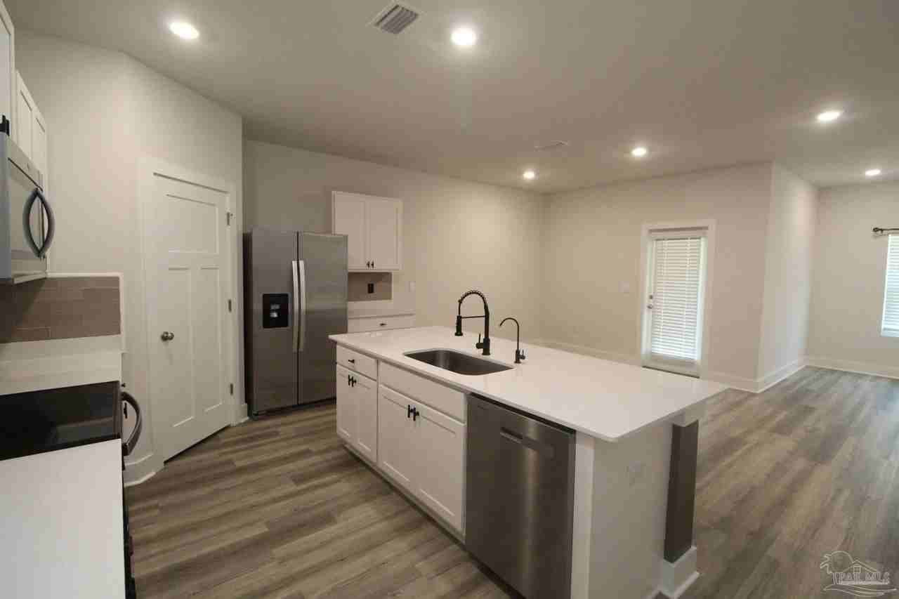 3111 Silver Maple Dr - Photo 6 of 26