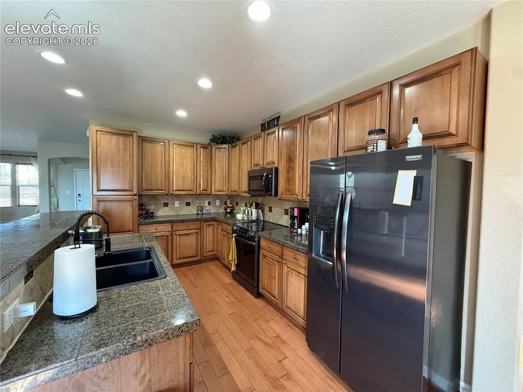 2409 Capital Dr - Photo 7 of 27