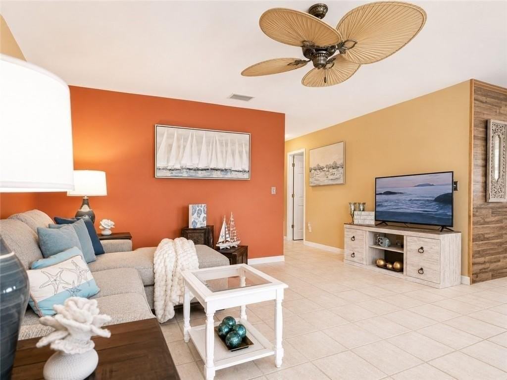 55 Woodland Dr #206 - Photo 2 of 35