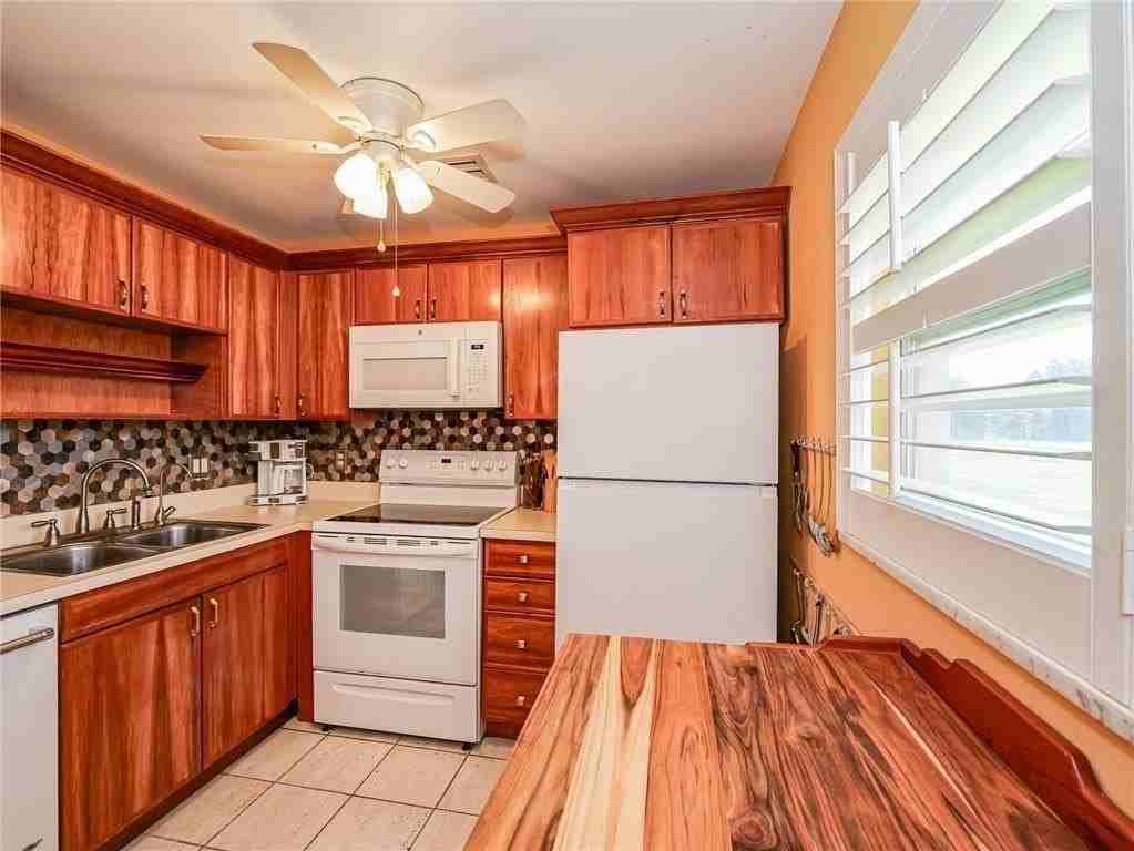 55 Woodland Dr #206 - Photo 7 of 35