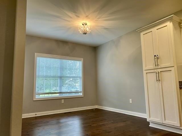 237 Ford Ave - Photo 6 of 13