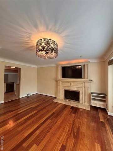 2546 Dorchester Rd - Photo 5 of 48