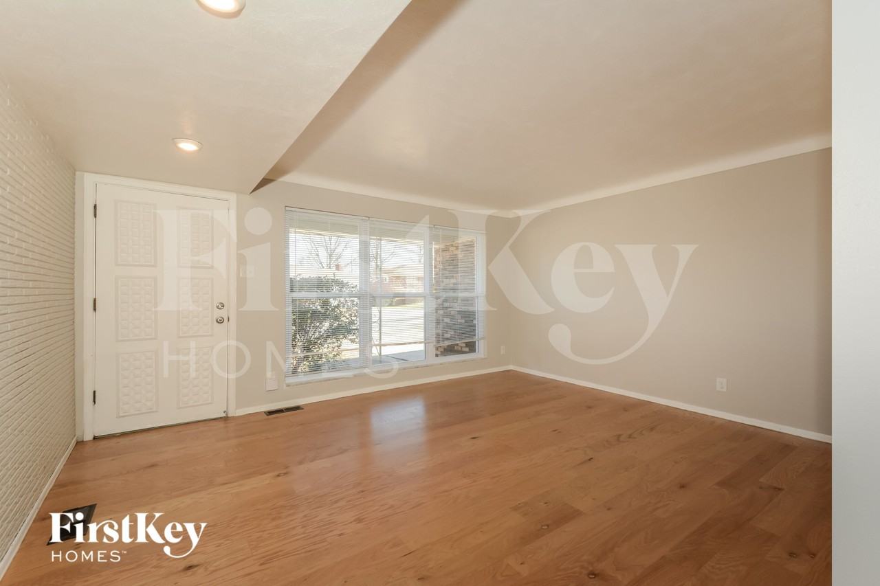4619 Villa Knoll Dr - Photo 2 of 15
