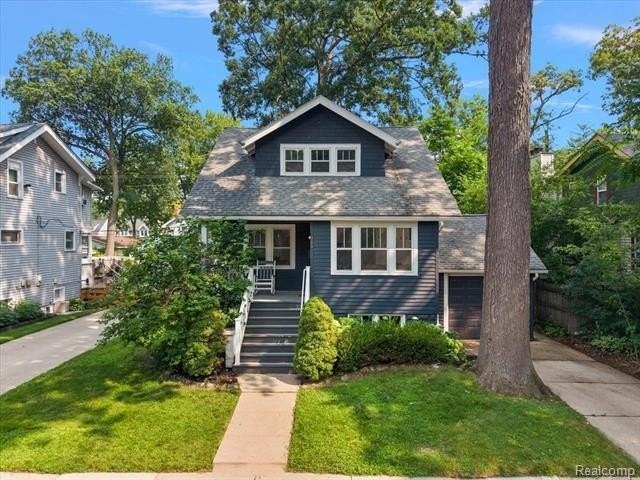 529 Hawthorn Ave - Photo 2 of 50
