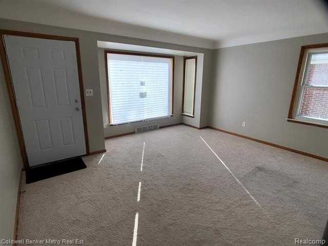 17743 Lennane - Photo 2 of 17