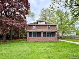 1331 South Blvd W - Photo 1 of 1