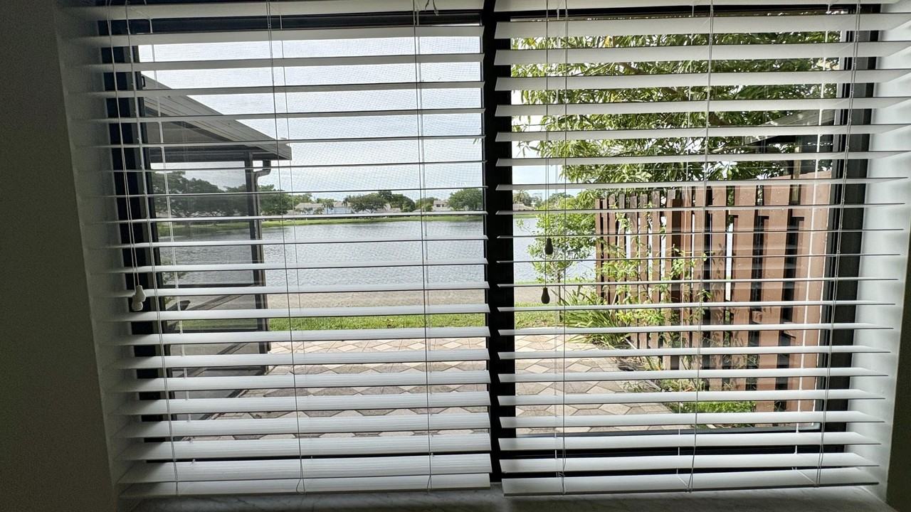 5325 Tennis Ln - Photo 5 of 31