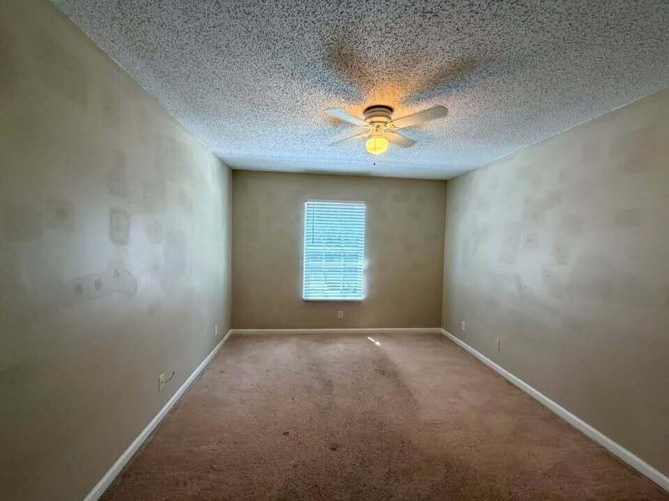 6892 Mill Brook Pl - Photo 6 of 22