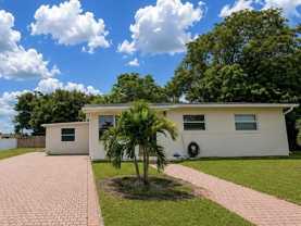 3300 Sw 32nd Ct - Photo 1 of 1