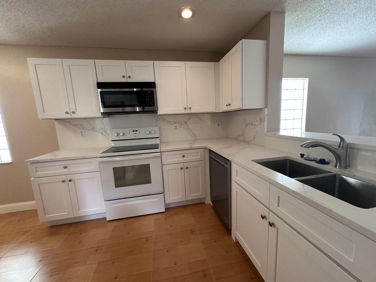 9761 Nw 2nd St - Photo 3 of 15