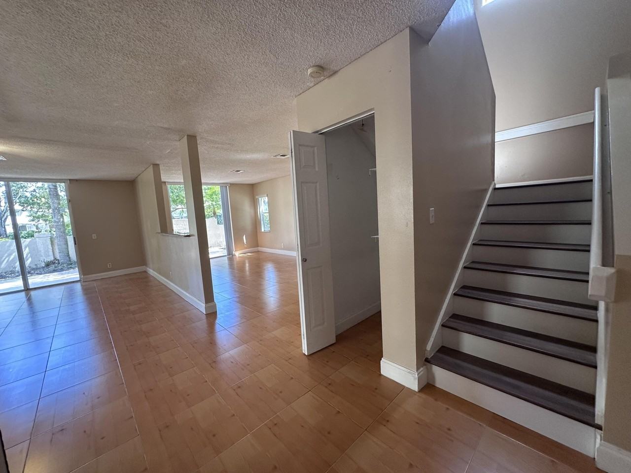 9761 Nw 2nd St - Photo 5 of 15