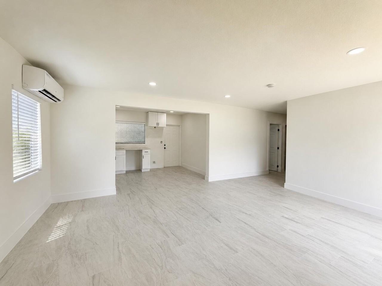 1606 N 14th St - Photo 6 of 16