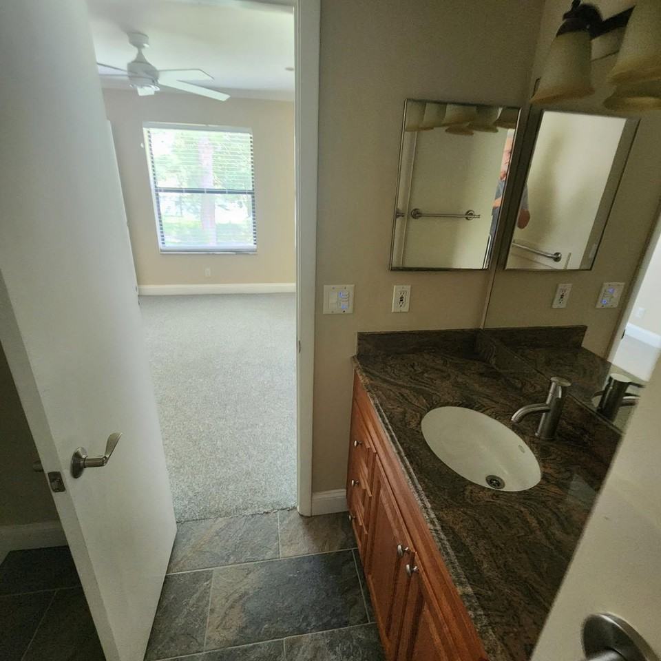 21902 Lake Forest Cir #206 - Photo 5 of 14