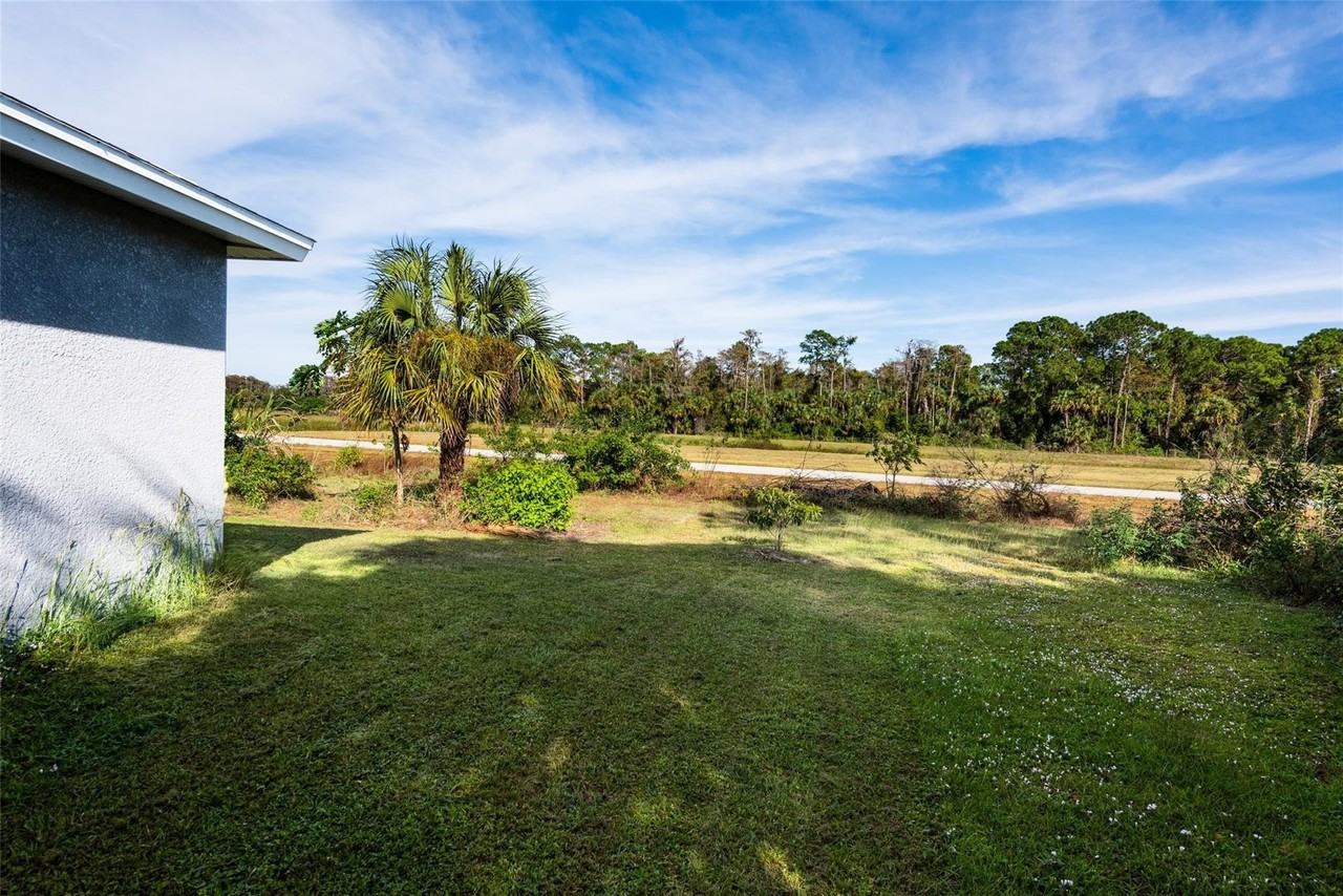 8007 Royal Ct - Photo 6 of 43