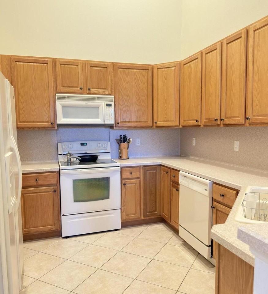 8125 Mulligan Cir - Photo 7 of 8