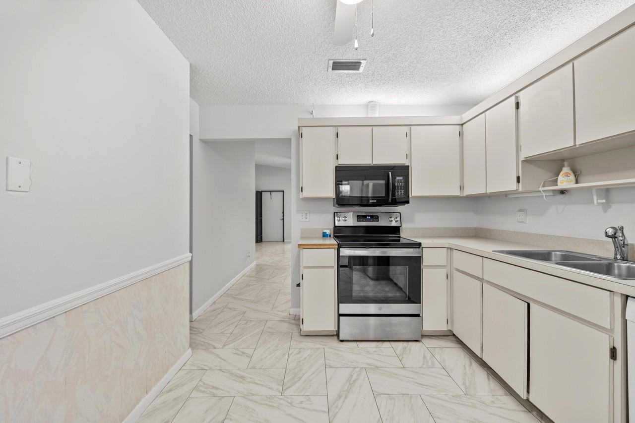 8019 Se Villa Cir - Photo 6 of 40