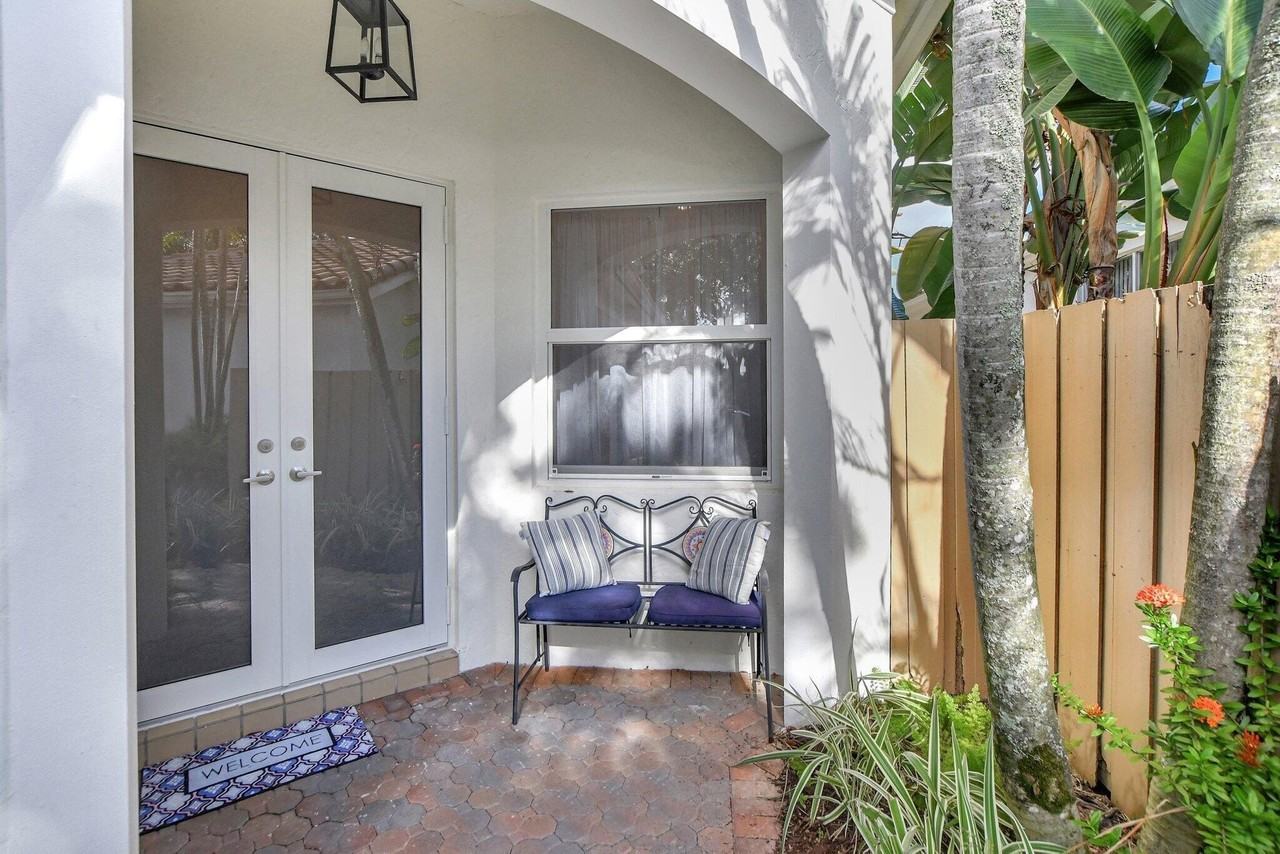 6609 Nw 24th Ave - Photo 7 of 50