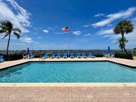 featured image of 825 Center St #8A