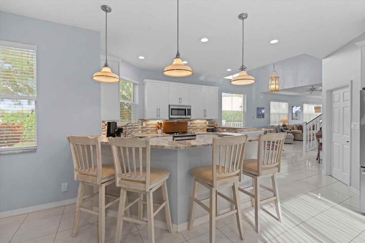 2104 Country Golf Dr - Photo 3 of 15