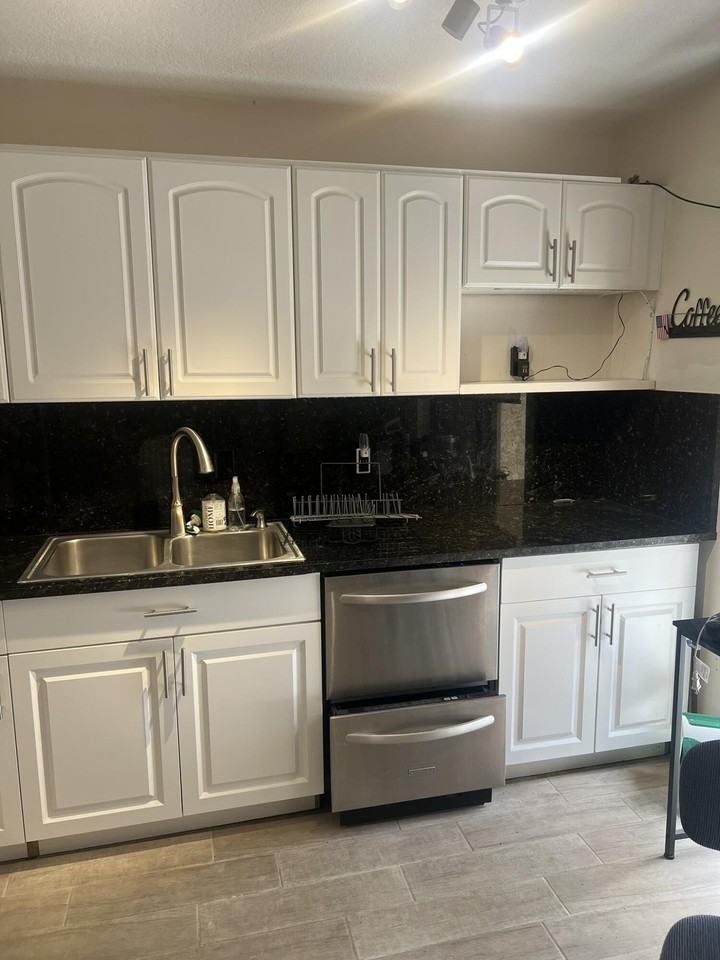 2318 Waterside Dr - Photo 4 of 16