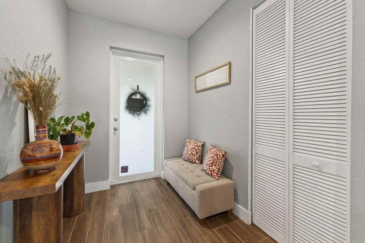 601 SW S Quick Circle #601 - Photo 3 of 20