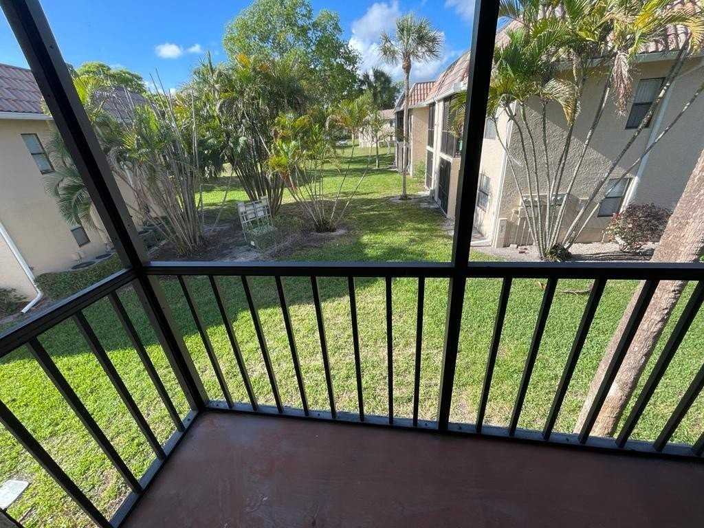 6844 Palmetto Cir S #201 - Photo 3 of 13