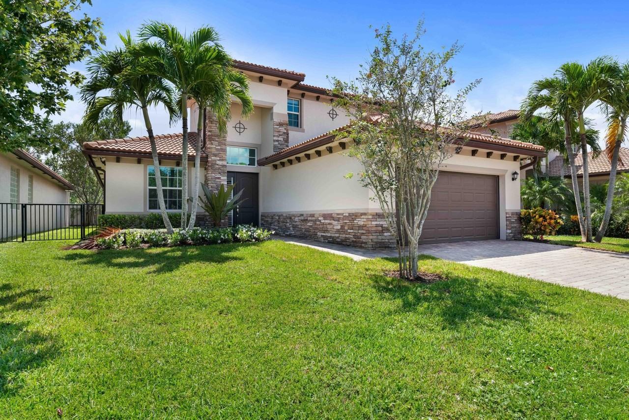 7018 Limestone Cay Rd - Photo 2 of 48