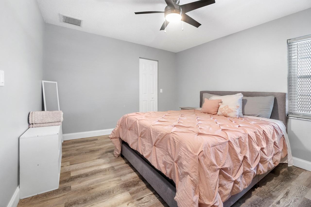 126 Sparrow Dr #11B - Photo 6 of 15