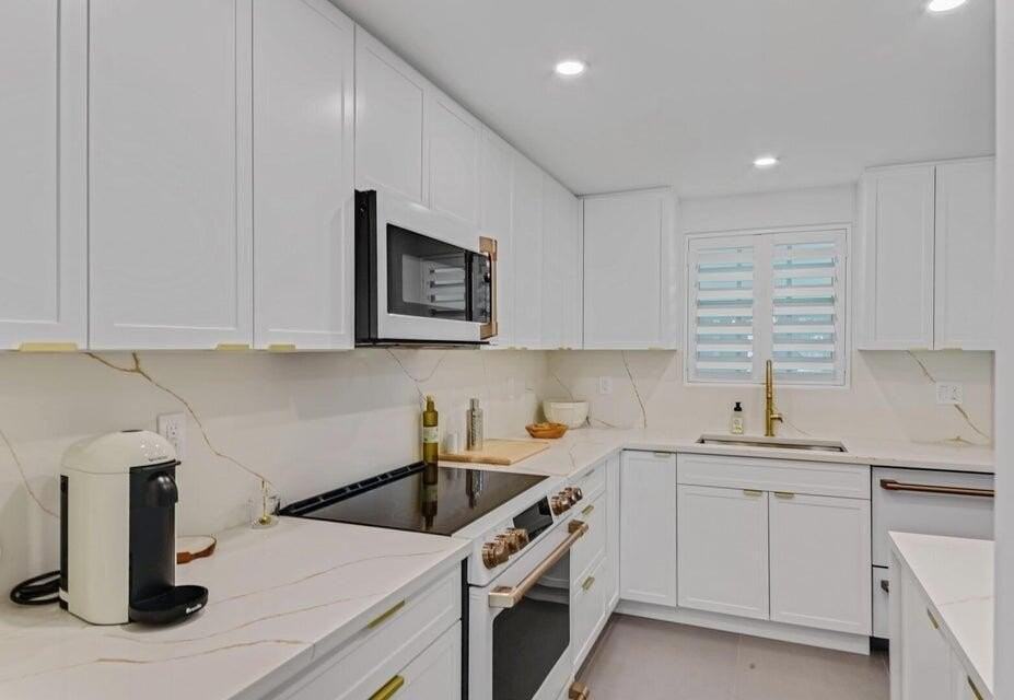 765 Jeffery St #101 - Photo 4 of 30