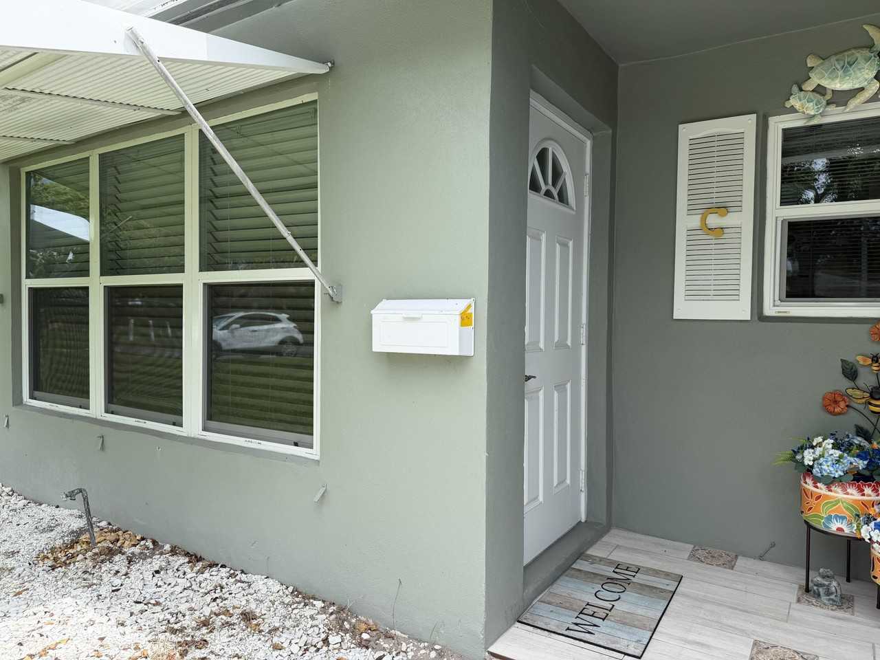 705 High Point Blvd N #C - Photo 2 of 22
