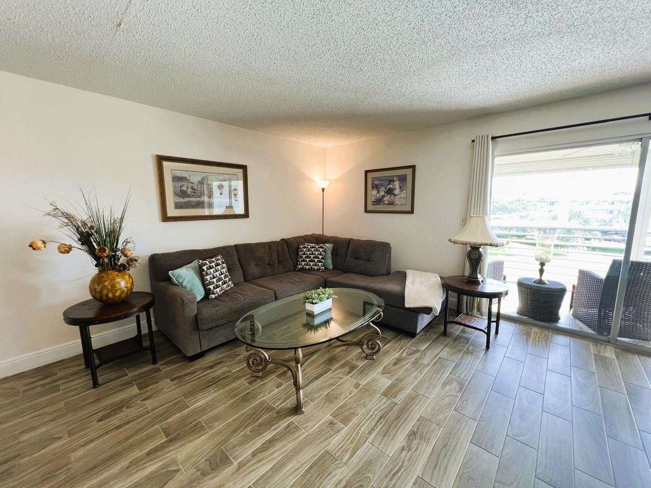 3402 Bimini Ln #G4 - Photo 3 of 21