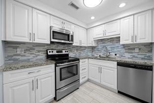 9 Ne 19th Ct #C110 - Photo 1 of 1