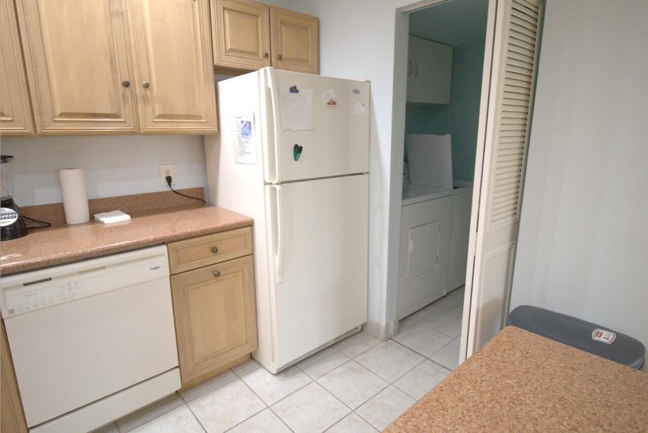 3561 Pine Needle Dr #D2 - Photo 6 of 10