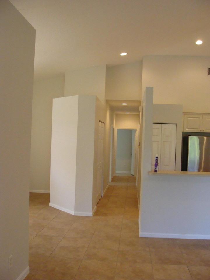 369 W Coral Trace Cir - Photo 5 of 16