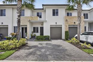1431 Pioneer Way - Photo 1 of 1