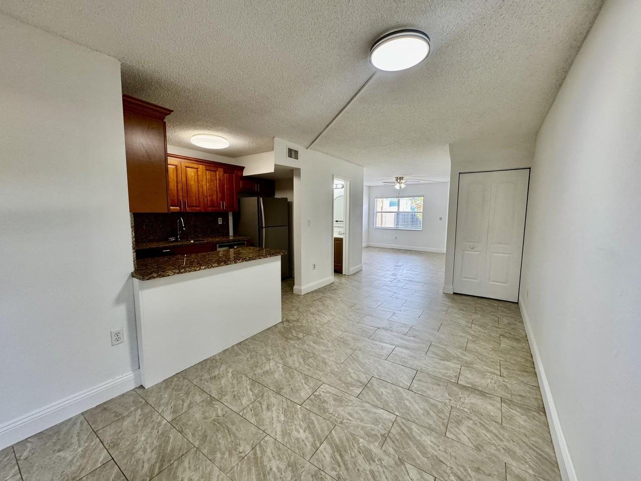 3662 Sw 59th Ave #2 - Photo 5 of 17