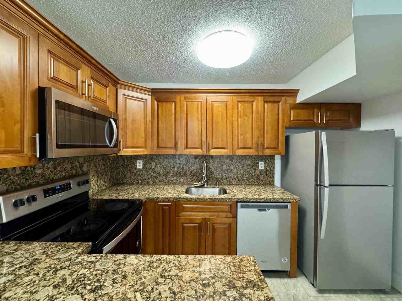 3662 Sw 59th Ave #2 - Photo 7 of 17