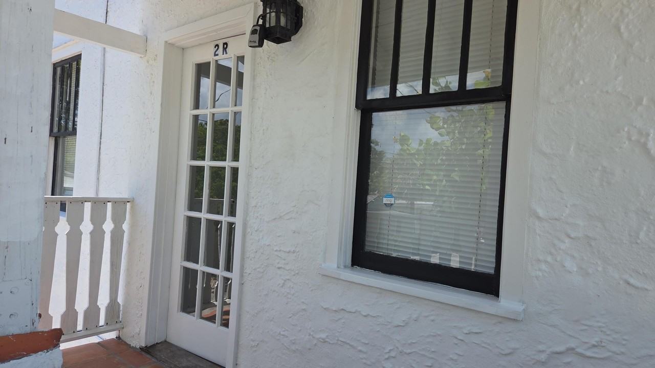 318 S J St #2R - Photo 4 of 23