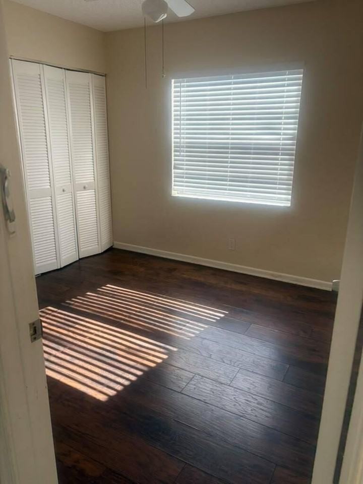 9980 Twin Lakes Dr #35C - Photo 3 of 5