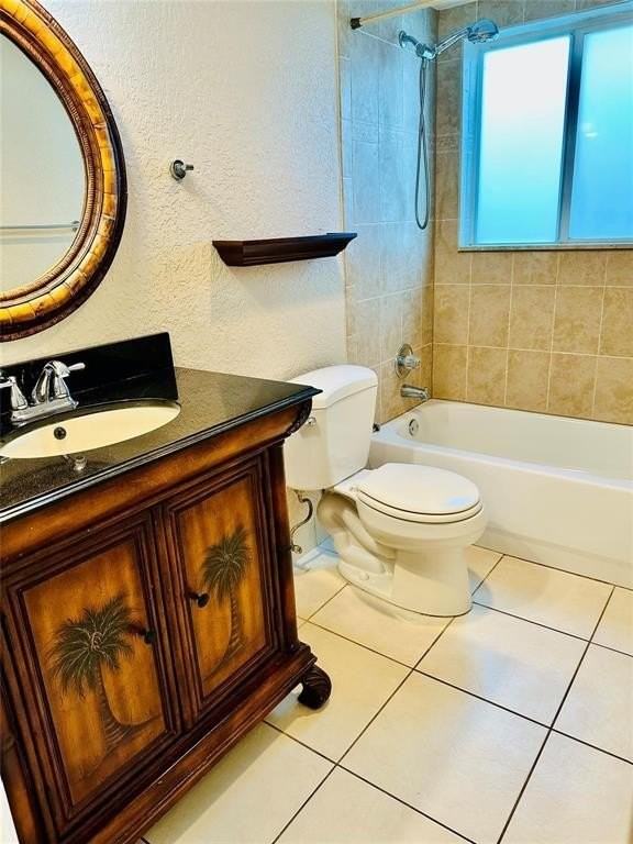 2190 Se 5th St #3B - Photo 4 of 13