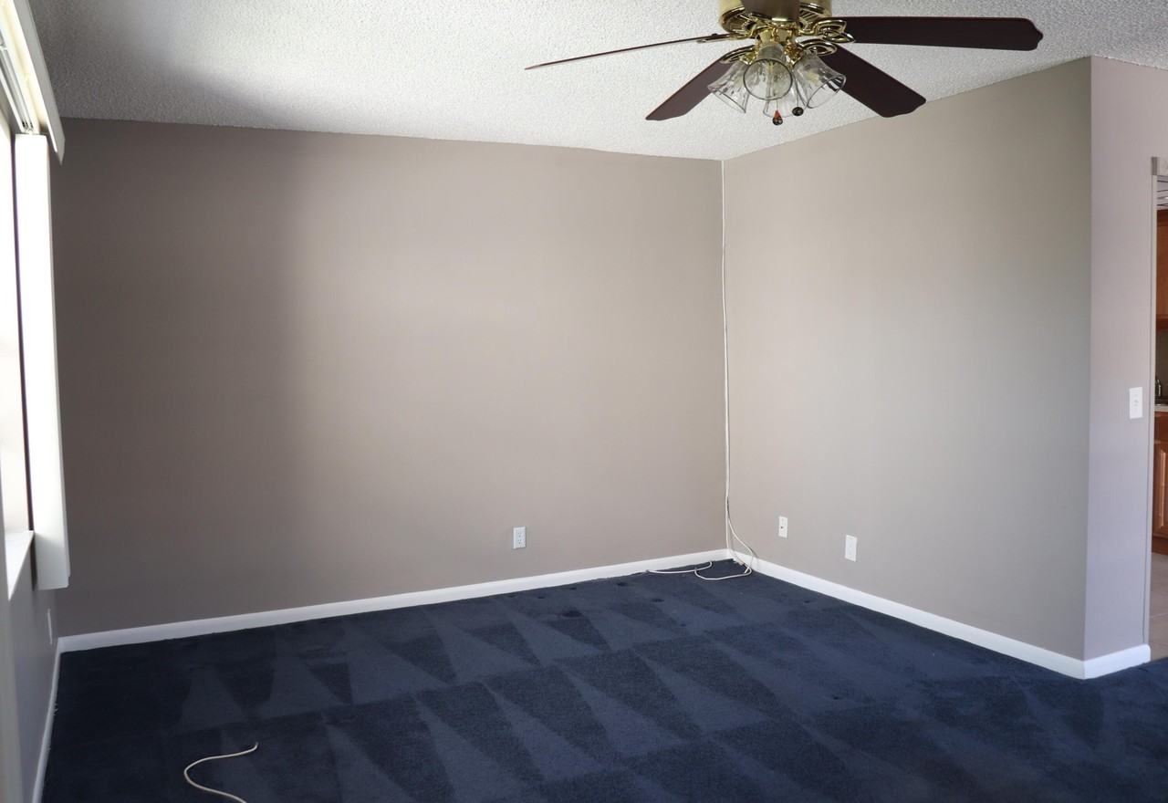 466 Capri Park #J - Photo 7 of 12