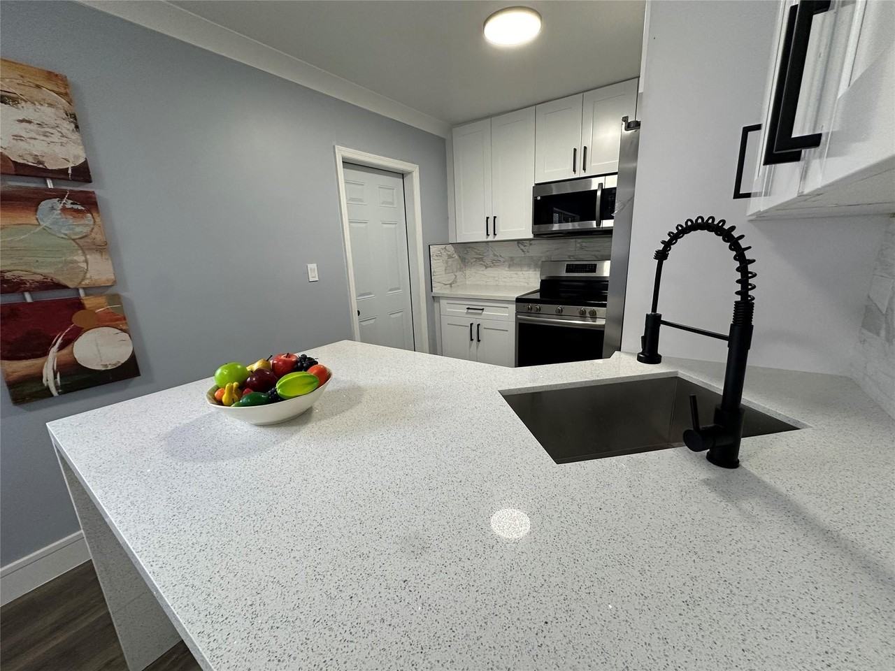 814 Sw 12th Pl - Photo 7 of 33